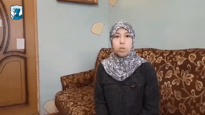 Скриншот видео с Халиде Бекировой, https://www.facebook.com/crimeansolidarity/videos/397484827744010/?v=397484827744010 Скриншот видео с Халиде Бекировой, https://www.facebook.com/crimeansolidarity/videos/397484827744010/?v=397484827744010