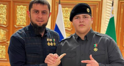 Адам Кадыров (справа). Фото: "Грозный-Информ" https://www.grozny-inform.ru
