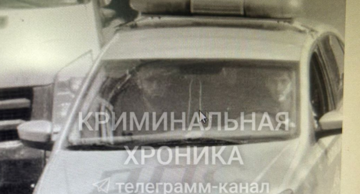 Фото участников нападения на сотрудников полиции в Махачкале. Скриншот фото из  Telegram-канала "Криминальная хроника" от 05.05.25, https://t.me/criminal_chronicle/7595.