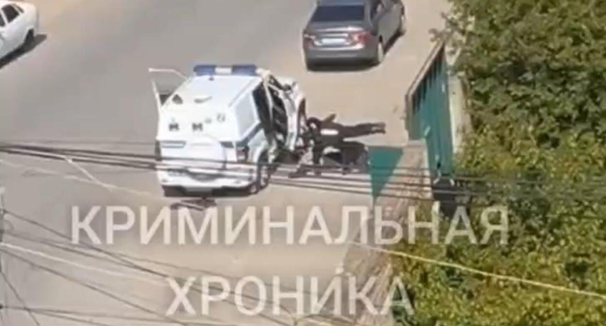 Перестрелка в Махачкале. 5 мая 2025 г. Скриншот видео Телеграм канал "Криминальная хроника"