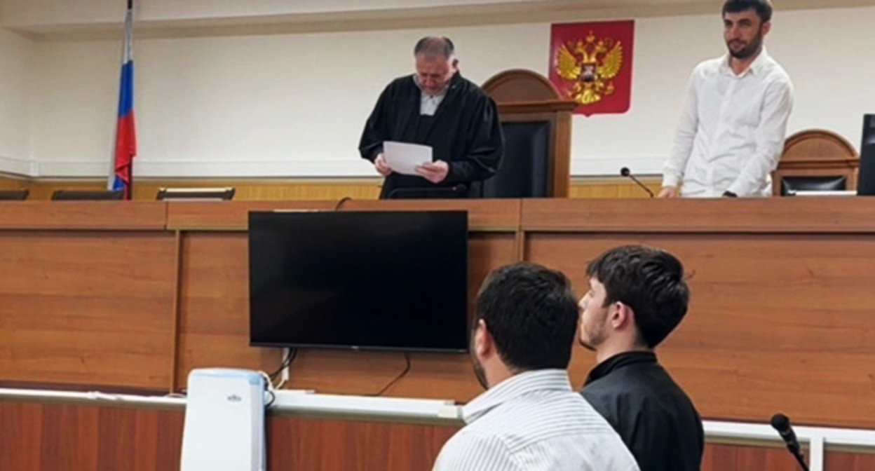 Суд над жителем Карабудахкента. Объединенная пресс-служба судов Дагестана. Суд над жителем Карабудахкента. Объединенная пресс-служба судов Дагестана.