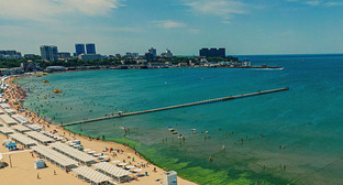 Пляж в Анапе. Фото Антона Быкова, Юга.ру