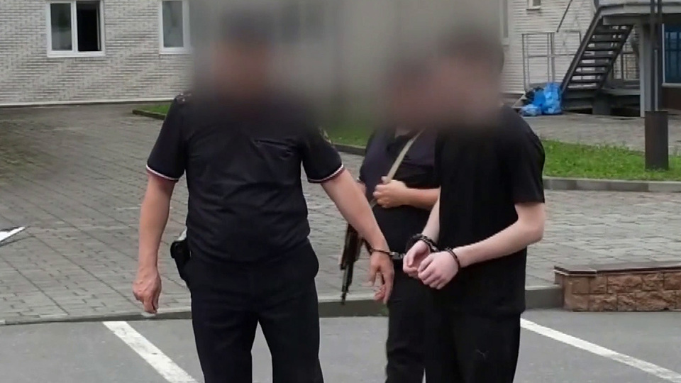 Задержание подростков в Северной Осетии. 18 июля 2025 г. Скриншот видео ФСБ России