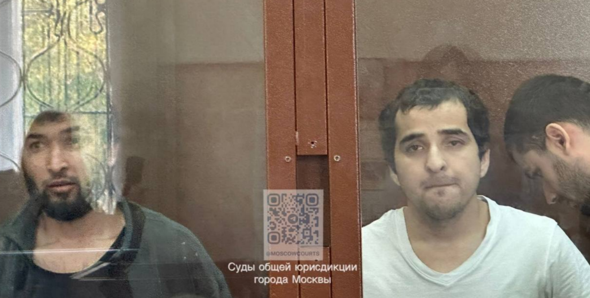 Арестованные по делу о теракте в Крокусе в зале суда. Скриншот фото из Telegram-канала судов общей юрисдикции Москвы от 29.08.24, https://t.me/moscowcourts/4456
